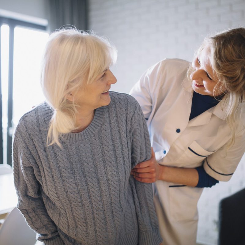 retirement-home-concept-with-happy-people